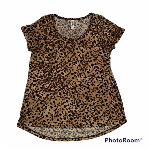 LulaRoe animal print Small classic tee casual work summer date ** - Picture 1 of 4